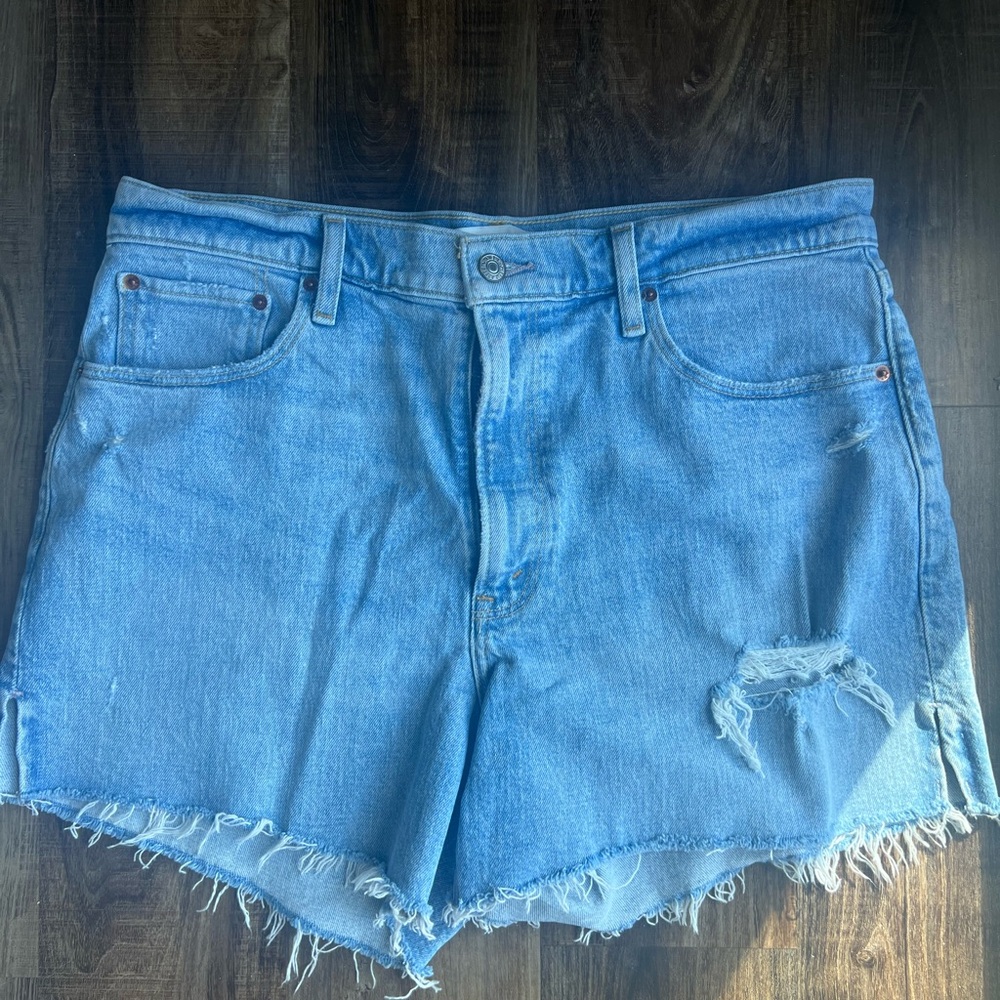 Abercrombie & Fitch Blue Jean Shorts High-Waisted Distressed